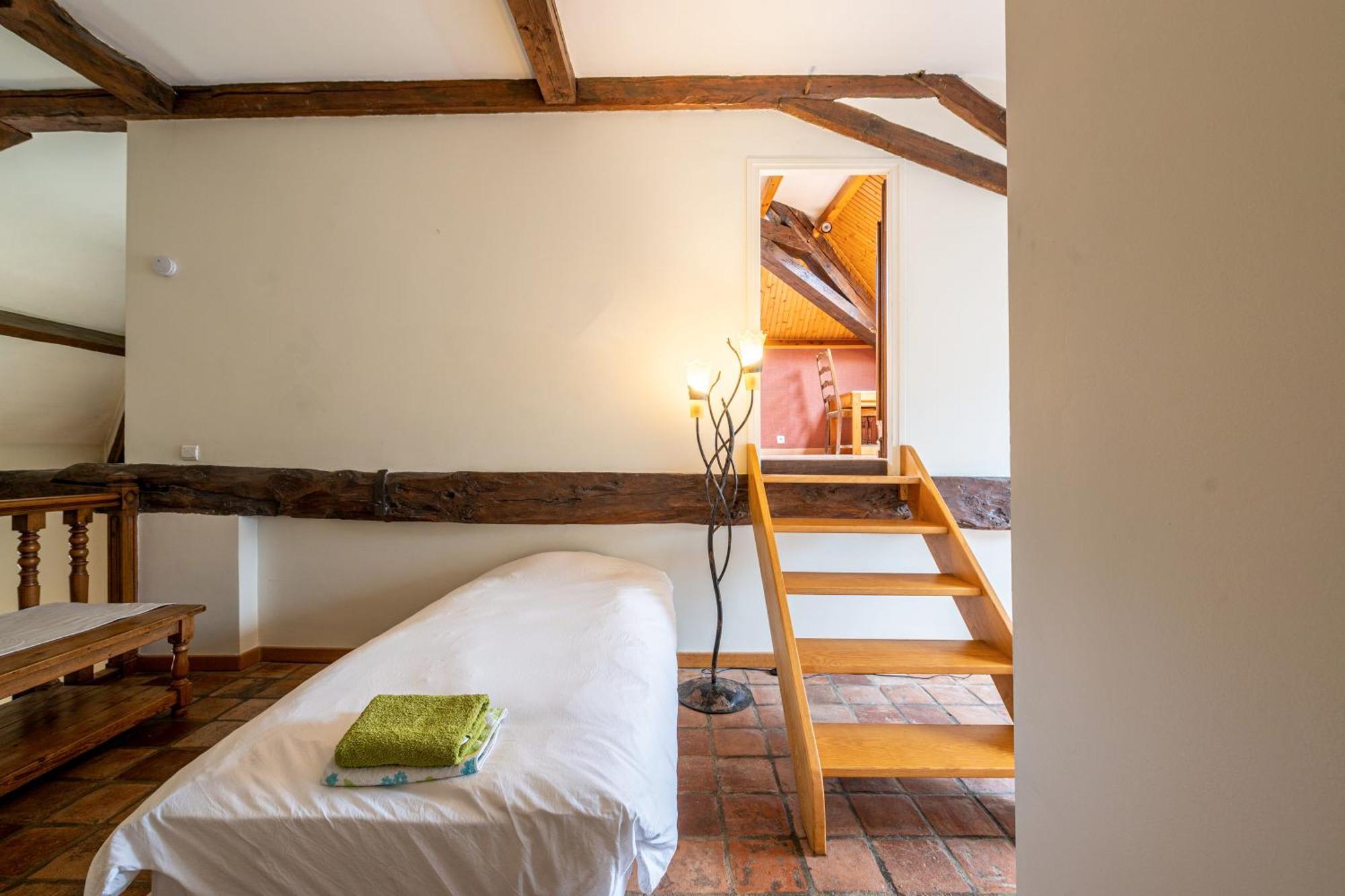 Appartement Chateau De Montpon - Grand Logement à Saint-Sylvestre  Extérieur photo