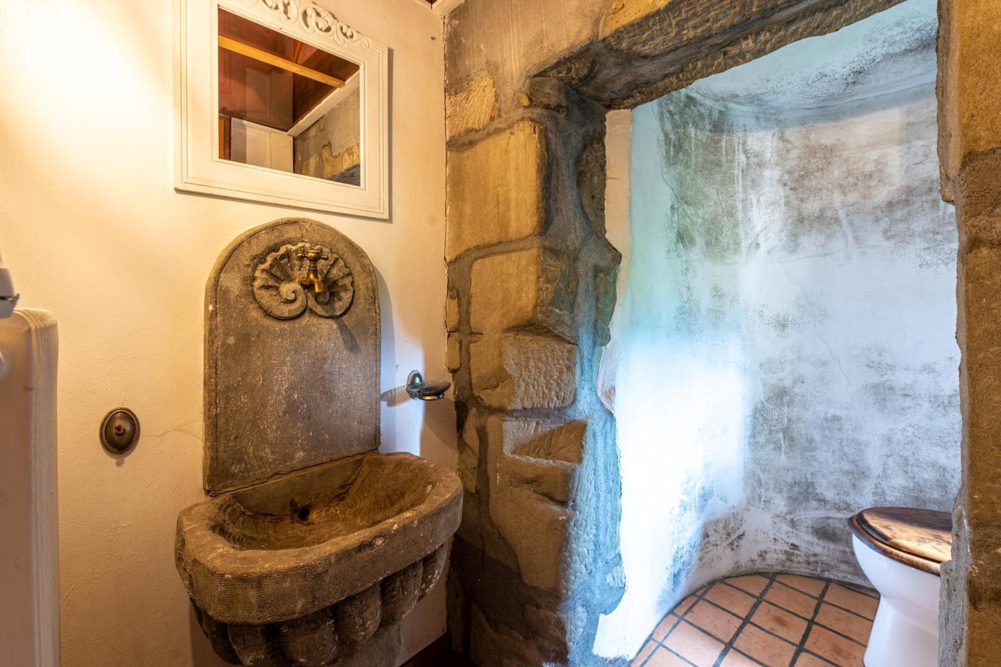 Appartement Chateau De Montpon - Grand Logement à Saint-Sylvestre  Extérieur photo
